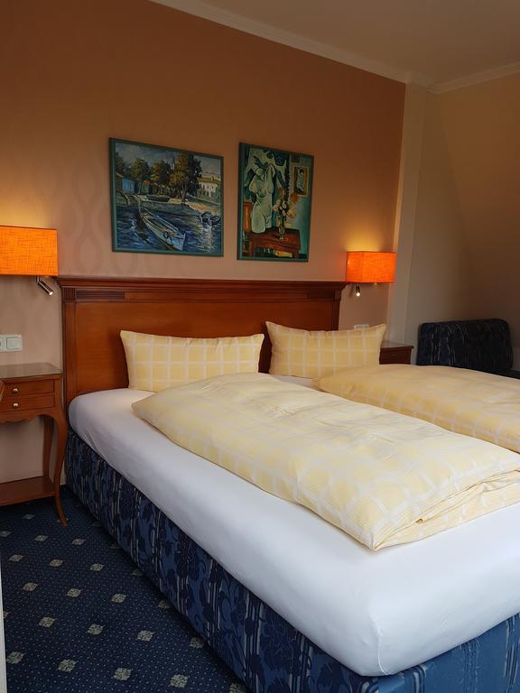 Duenenhotel Am Meer รอสต็อค ภายนอก รูปภาพ